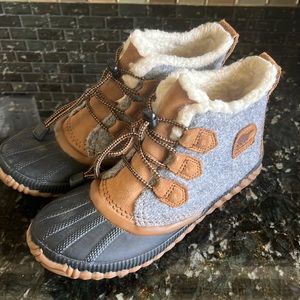 Sorel low rain/winter boots